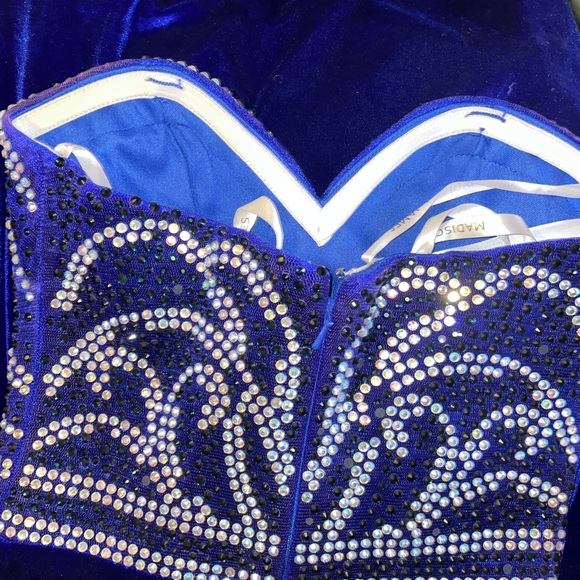 Madison James Gown - Picture 5 of 6